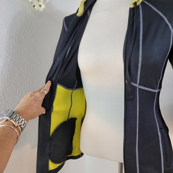 ZAGGORA BURN MORE CALORIES W HOT BODY WATERPROOF BLACK TRACK JACKET W HOOD SZ: M - Picture 9 of 16